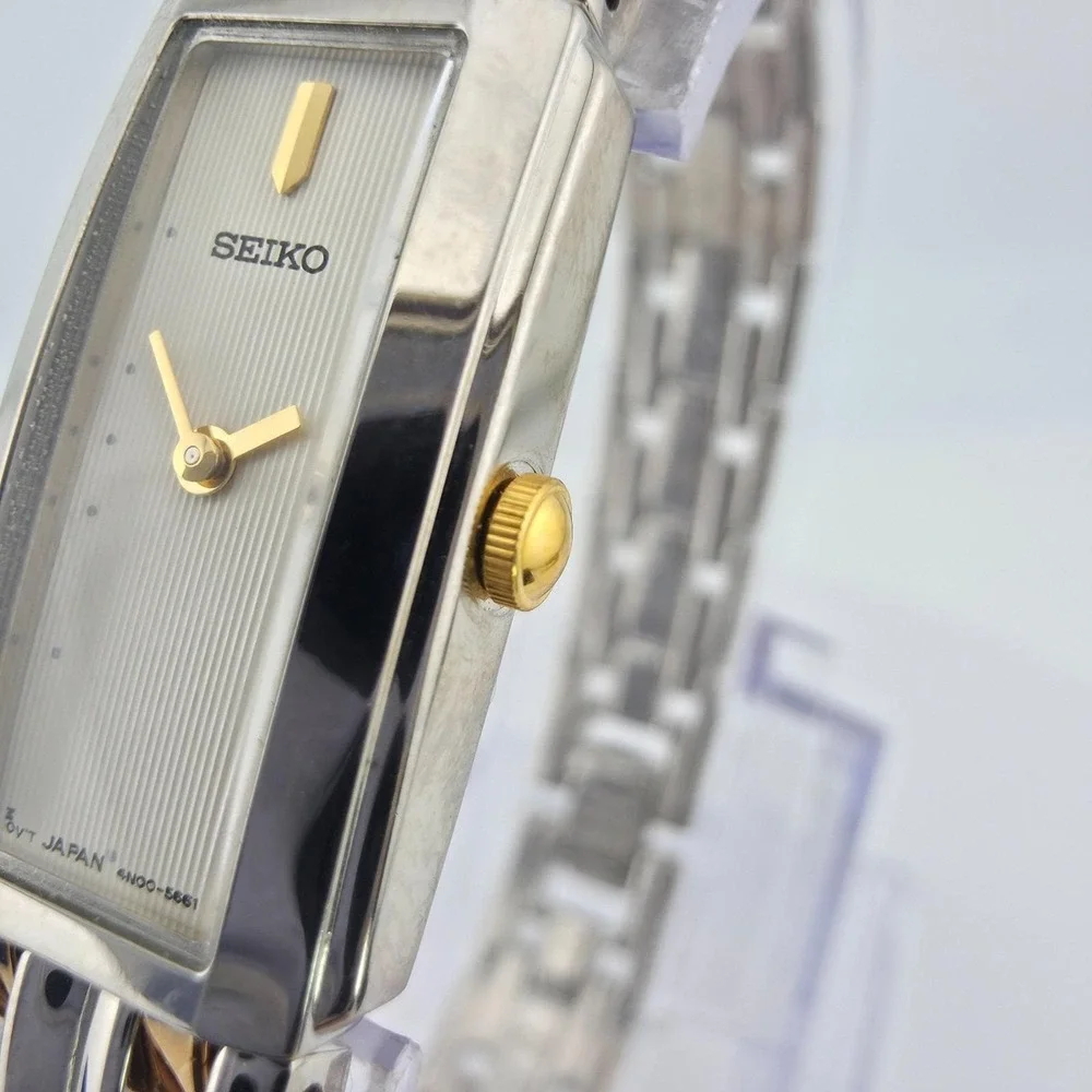 Vtg SEIKO Ladies Watch 4N00-7089 White Rectangle Dial Silver Gold Plate 7.25